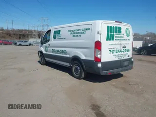 2017 Ford Transit z VIN 1FTYE1YM7HKA86022, wystawiony jako IAAI lot #41887271 z przebiegiem 70 223 mil mil oraz . Historia ofert i sprzedaży dostępna na DreamBid. Obrazek 3.