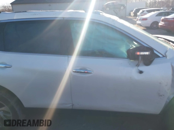 2015 Nissan Rogue SV with VIN 5N1AT2MVXFC916779, listed as a IAAI auction lot 41757810 with 169,629 mi miles. Bid and sale history available at carsss.com. Image 14.