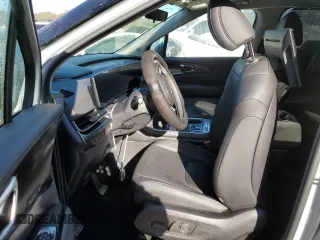 2025 Kia Carnival SX Prestige with VIN KNDNE5K38S6464603, listed as a Copart auction lot 76323724 with 418 mi miles and Salvage Title. Bid and sale history available at carsss.com. Image 7.