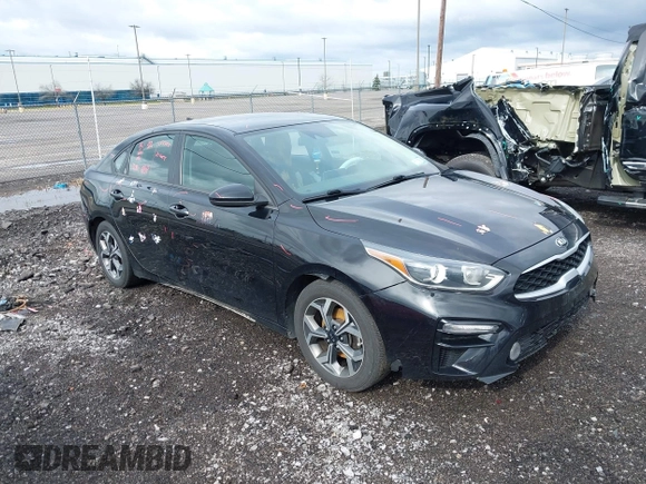 2020 Kia Forte LXS with VIN 3KPF24AD7LE168257, listed as a IAAI auction lot 41946939 with 122,390 mi miles and . Bid and sale history available at carsss.com. Image 1.