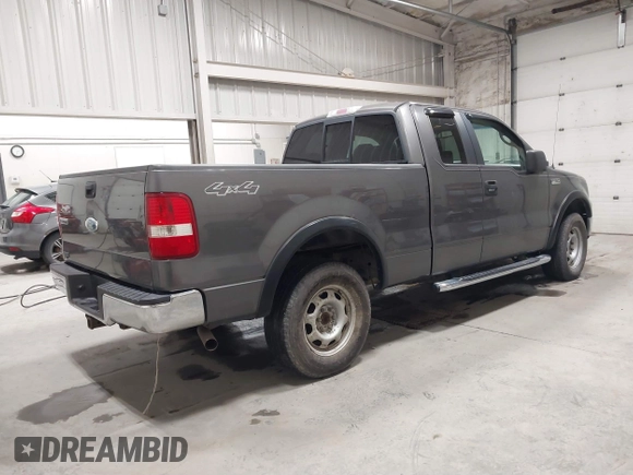 2008 Ford F-150 XLT with VIN 1FTPX14V88FA55200, listed as a IAAI auction lot 41612588 with 214,910 mi miles. Bid and sale history available at carsss.com. Image 4.