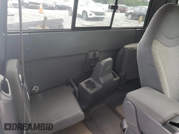 2002 Ford Ranger XL Fleet with VIN 1FTYR44U42TA55243, listed as a Copart auction lot 57310015 with 135,974 mi miles and Salvage title. Bid and sale history available at DreamBid. Image 10.