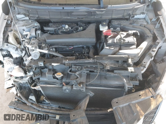 2016 Nissan Rogue SL with VIN 5N1AT2MT4GC797224, listed as a IAAI auction lot 41511302 with 140,674 mi miles. Bid and sale history available at carsss.com. Image 10.
