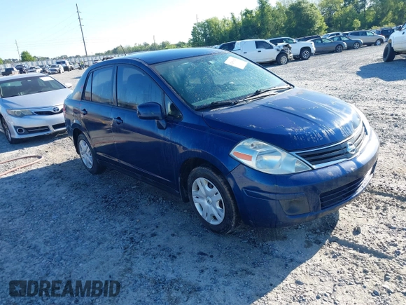2010 Nissan Versa 1.8 S with VIN 3N1BC1APXAL374513, listed as a IAAI auction lot 42050825 with 262,600 mi miles. Bid and sale history available at carsss.com. Image 1.