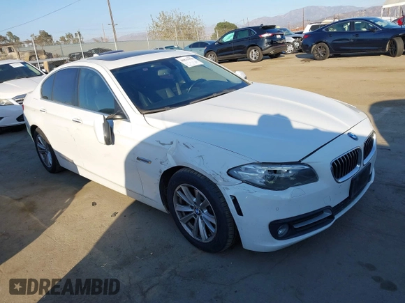 2015 BMW 5 Series 528i with VIN WBA5A5C56FD512769, listed as a IAAI auction lot 40832378 with 113,669 mi miles. Bid and sale history available at carsss.com. Image 1.