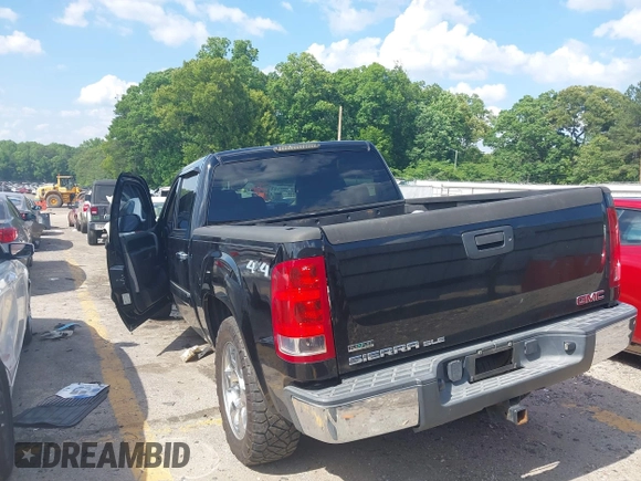 2010 GMC Sierra 1500 SLE z VIN 3GTRKVE37AG237387, wystawiony jako IAAI lot #42226235 z przebiegiem 181 766 mil mil oraz . Historia ofert i sprzedaży dostępna na DreamBid. Obrazek 3.