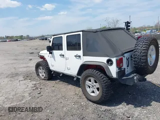 2012 Jeep Wrangler Unlimited Sport z VIN 1C4HJWDG0CL222194, wystawiony jako IAAI lot #42076024 z przebiegiem Nie podano mil oraz . Historia ofert i sprzedaży dostępna na DreamBid. Obrazek 3.