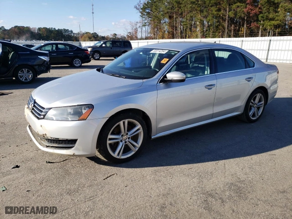 2013 Volkswagen Passat SE with VIN 1VWBP7A37DC106002, listed as a Copart auction lot 83014264 with 215,406 mi miles and Salvage Title. Bid and sale history available at carsss.com. Image 1.