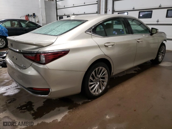 2020 Lexus ES with VIN 58AE21B14LU007143, listed as a Copart auction lot 78310013 with NaN miles. Bid and sale history available at carsss.com. Image 3.