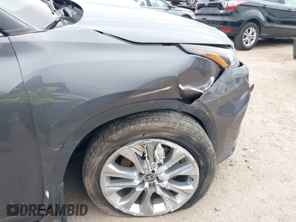 2021 Toyota Highlander Hybrid Limited with VIN 5TDYARAH0MS505144, listed as a IAAI auction lot 41804501 with 40,907 mi miles and . Bid and sale history available at DreamBid. Image 18.