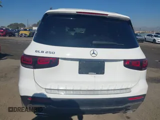 2023 Mercedes-Benz GLB 250 с VIN W1N4M4GB8PW320011, выставлен на аукционе IAAI как лот 41310606 с пробегом 19 091 миль миль и . История ставок и продаж доступна на DreamBid. Изображение 17.