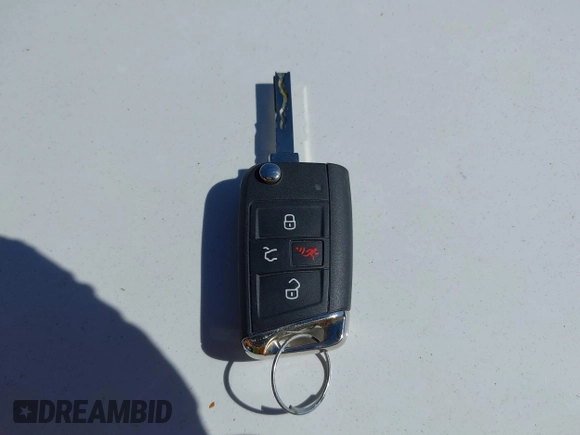 2018 Volkswagen Tiguan SEL z VIN 3VV2B7AX0JM084232, wystawiony jako IAAI lot #42726306 z przebiegiem 97 624 mil mil oraz . Historia ofert i sprzedaży dostępna na DreamBid. Obrazek 11.