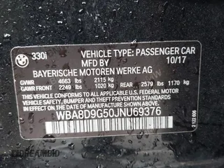 2018 BMW 3 Series 330i xDrive with VIN WBA8D9G50JNU69376, listed as a IAAI auction lot 41971138 with 61,551 mi miles. Bid and sale history available at carsss.com. Image 9.
