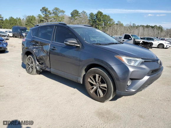 2018 Toyota RAV4 XLE with VIN JTMWFREVXJJ740121, listed as a Copart auction lot 46467085 with 100,648 mi miles and Salvage Title. Bid and sale history available at carsss.com. Image 4.