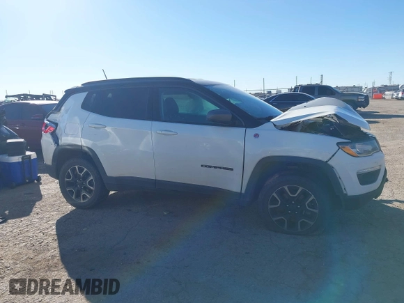 2019 Jeep Compass Trailhawk with VIN 3C4NJDDB4KT748018, listed as a IAAI auction lot 40916087 with 96,755 mi miles and . Bid and sale history available at carsss.com. Image 13.