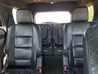 2014 Ford Explorer XLT z VIN 1FM5K8D80EGA03330, wystawiony jako Copart lot #54941325 z przebiegiem 341 672 mil mil oraz Szkoda całkowita • Salvage title. Historia ofert i sprzedaży dostępna na DreamBid. Obrazek 10.