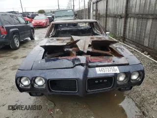 1970 Pontiac GTO z VIN 242370Z111774, wystawiony jako Copart lot #44573755 z przebiegiem Nie podano mil oraz Nie do naprawy • Non repairable. Historia ofert i sprzedaży dostępna na DreamBid. Obrazek 5.