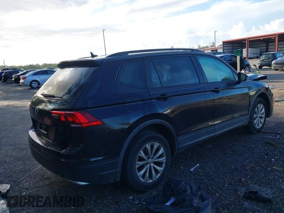 2020 Volkswagen Tiguan S z VIN 3VV1B7AX7LM133084, wystawiony jako IAAI lot #42597631 z przebiegiem 84 415 mil mil oraz . Historia ofert i sprzedaży dostępna na DreamBid. Obrazek 4.
