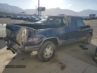 1996 GMC Sierra 1500 z VIN 2GTEK19R1T1537881, wystawiony jako Copart lot #48440055 z przebiegiem 1 715 126 mil mil oraz Szkoda całkowita • Salvage title. Historia ofert i sprzedaży dostępna na DreamBid. Obrazek 3.