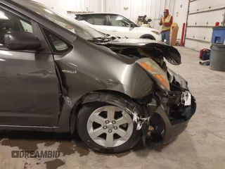 2008 Toyota Prius with VIN JTDKB20UX83445633, listed as a IAAI auction lot 41466073 with 174,024 mi miles. Bid and sale history available at carsss.com. Image 18.
