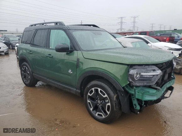 2024 Ford Bronco Sport Outer Banks with VIN 3FMCR9C61RRE65368, listed as a Copart auction lot 43233255 with 10,711 mi miles and Salvage Title. Bid and sale history available at carsss.com. Image 4.
