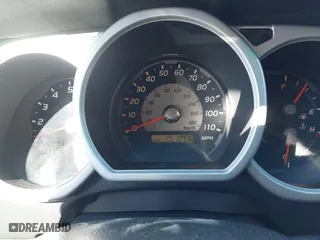 2005 Toyota 4Runner SR5 with VIN JTEZU14R258028882, listed as a IAAI auction lot 41745577 with 251,256 mi miles. Bid and sale history available at carsss.com. Image 7.