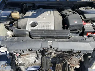2003 Kia Sedona LX with VIN KNDUP131736409797, listed as a Copart auction lot 46902855 with 142,091 mi miles and Salvage Title. Bid and sale history available at carsss.com. Image 13.