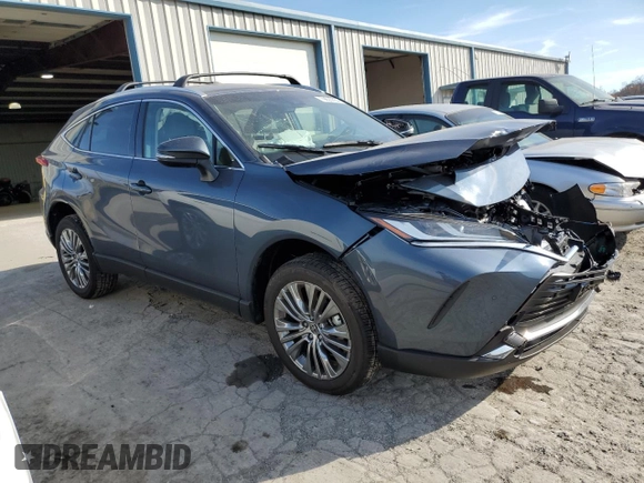 2024 Toyota Venza LE with VIN JTEAAAAHXRJ184541, listed as a Copart auction lot 79622864 with 2,962 mi miles and Salvage Title. Bid and sale history available at carsss.com. Image 4.
