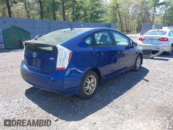 2010 Toyota Prius II with VIN JTDKN3DU2A0105245, listed as a IAAI auction lot 42141386 with 298,972 mi miles. Bid and sale history available at carsss.com. Image 4.