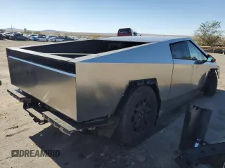 2024 Tesla Cybertruck Cyberbeast z VIN 7G2CEHEE2RA018736, wystawiony jako Copart lot #78482884 z przebiegiem 2482 mil mil oraz Szkody całkowita. Historia ofert i sprzedaży dostępna na DreamBid. Obrazek 3.