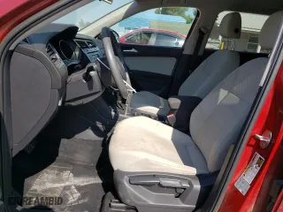 2018 Volkswagen Tiguan S with VIN 3VV0B7AX2JM040787, listed as a Copart auction lot 67389614 with 92,424 mi miles and Salvage Title. Bid and sale history available at carsss.com. Image 7.