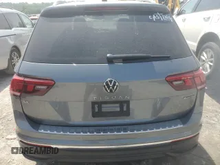 2023 Volkswagen Tiguan SE z VIN 3VVMB7AX6PM022898, wystawiony jako Copart lot #56828825 z przebiegiem 83 822 mil mil oraz Szkoda całkowita • Salvage title. Historia ofert i sprzedaży dostępna na DreamBid. Obrazek 6.