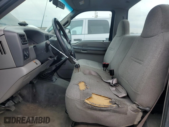 2000 Ford Super Duty F-250 XL with VIN 1FTNF20F5YEA22157, listed as a Copart auction lot 45497565 with 209,022 mi miles and Salvage Title. Bid and sale history available at carsss.com. Image 7.