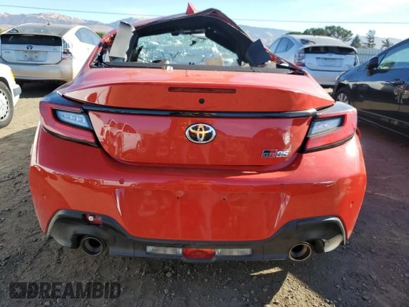 2024 Toyota GR86 with VIN JF1ZNBB15R8755014, listed as a Copart auction lot 76839334 with 2,560 mi miles and Salvage Title. Bid and sale history available at carsss.com. Image 6.