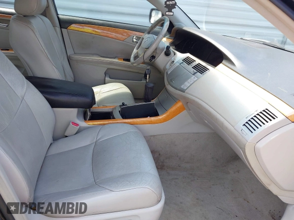 2005 Toyota Avalon XL with VIN 4T1BK36B55U002755, listed as a IAAI auction lot 42234170 with 290,587 mi miles and . Bid and sale history available at DreamBid. Image 5.