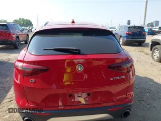 2019 Alfa Romeo Stelvio Ti z VIN ZASPAKBNXK7C31179, wystawiony jako IAAI lot #42489493 z przebiegiem 53 843 mil mil oraz . Historia ofert i sprzedaży dostępna na DreamBid. Obrazek 16.