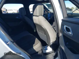 2018 Land Rover Range Rover Velar R-Dynamic SE с VIN SALYL2RV3JA748105, выставлен на аукционе IAAI как лот 41083219 с пробегом Не указан миль и . История ставок и продаж доступна на DreamBid. Изображение 8.