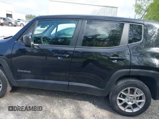 2023 Jeep Renegade Latitude with VIN ZACNJDB12PPP72694, listed as a IAAI auction lot 41922408 with 29,818 mi miles and . Bid and sale history available at DreamBid. Image 14.