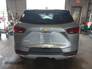 2024 Chevrolet Blazer LT z VIN 3GNKBJRS4RS128378, wystawiony jako IAAI lot #42247986 z przebiegiem 30 839 mil mil oraz . Historia ofert i sprzedaży dostępna na DreamBid. Obrazek 16.