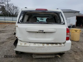 2007 Jeep Patriot Sport with VIN 1J8FT28W77D359282, listed as a Copart auction lot 44372385 with 194,152 mi miles and Salvage Title. Bid and sale history available at DreamBid. Image 6.