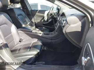 2019 Mercedes-Benz GLA 250 z VIN WDCTG4EB3KJ620763, wystawiony jako IAAI lot #41637169 z przebiegiem 63 213 mil mil oraz . Historia ofert i sprzedaży dostępna na DreamBid. Obrazek 5.