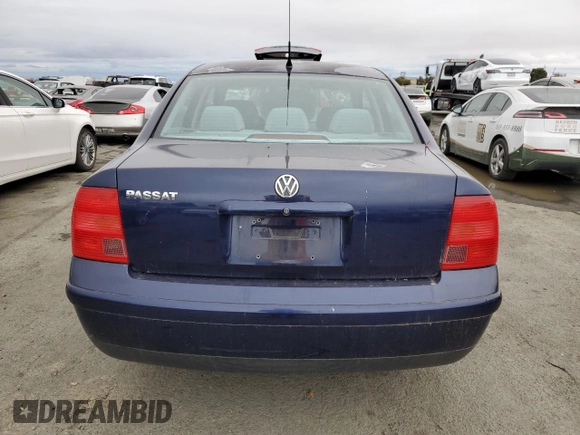 2001 Volkswagen Passat z VIN WVWAC63BX1P015545, wystawiony jako Copart lot #82040074 z przebiegiem 125 640 mil mil oraz Czysty tytuł • Clean title. Historia ofert i sprzedaży dostępna na DreamBid. Obrazek 6.