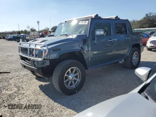 2007 Hummer H2 SUT with VIN 5GRGN22U87H100434, listed as a Copart auction lot 44107995 with 164,089 mi miles and Salvage Title. Bid and sale history available at carsss.com. Image 1.