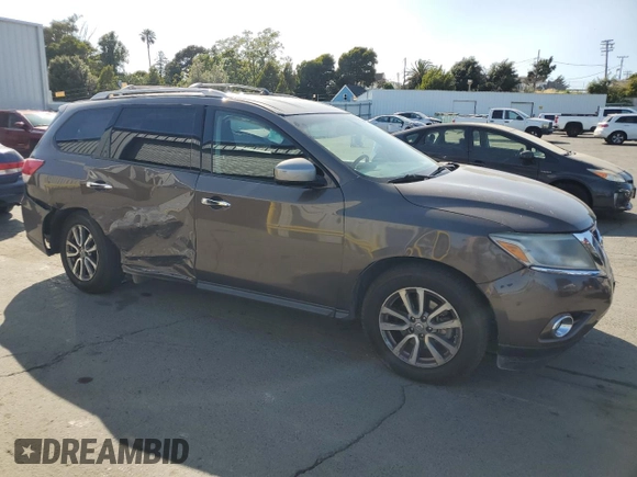 2015 Nissan Pathfinder S with VIN 5N1AR2MN5FC640834, listed as a Copart auction lot 61502805 with 149,780 mi miles and Salvage title. Bid and sale history available at DreamBid. Image 4.