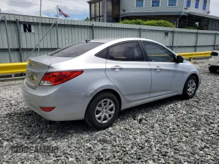 2012 Hyundai Accent GLS z VIN KMHCT4AE9CU183560, wystawiony jako Copart lot #56748485 z przebiegiem 178 553 mil mil oraz Tytuł czysty. Historia ofert i sprzedaży dostępna na DreamBid. Obrazek 3.
