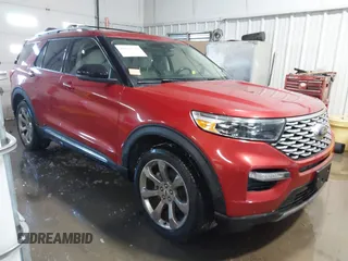 2020 Ford Explorer Platinum with VIN 1FM5K8HCXLGB10252, listed as a IAAI auction lot 41623559 with 62,157 mi miles. Bid and sale history available at carsss.com. Image 1.