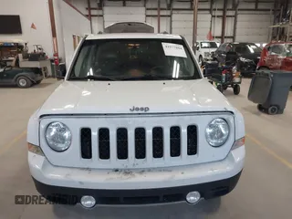 2016 Jeep Patriot High Altitude with VIN 1C4NJRFB6GD581944, listed as a IAAI auction lot 41977804 with 162,906 mi miles and . Bid and sale history available at carsss.com. Image 12.