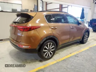 2018 Kia Sportage EX z VIN KNDPN3AC9J7359821, wystawiony jako Copart lot #60549715 z przebiegiem 88 601 mil mil oraz Czysty tytuł • Clean title. Historia ofert i sprzedaży dostępna na DreamBid. Obrazek 3.
