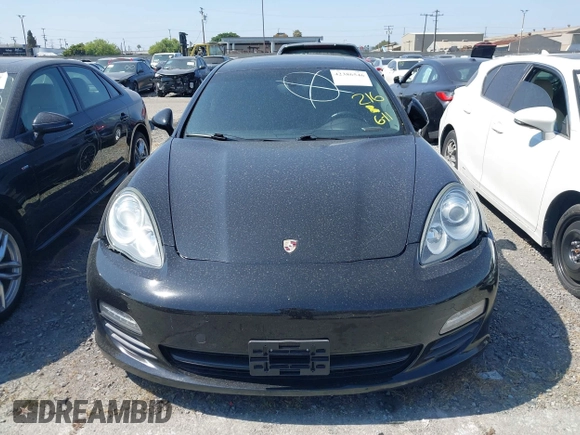 2011 Porsche Panamera с VIN WP0AA2A77BL013757, выставлен на аукционе IAAI как лот 42386546 с пробегом 138 807 миль миль и . История ставок и продаж доступна на DreamBid. Изображение 13.