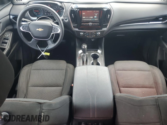 2019 Chevrolet Traverse LS z VIN 1GNERFKW4KJ194696, wystawiony jako Copart lot #51702385 z przebiegiem 129 453 mil mil oraz Szkoda całkowita • Salvage title. Historia ofert i sprzedaży dostępna na DreamBid. Obrazek 8.